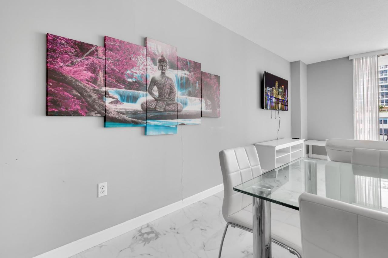 The Club At Brickell Bay Luxury Suites Miami Eksteriør billede